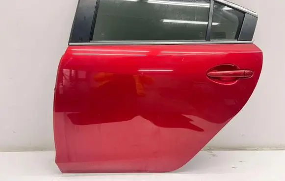 Mazda 6 Rear door