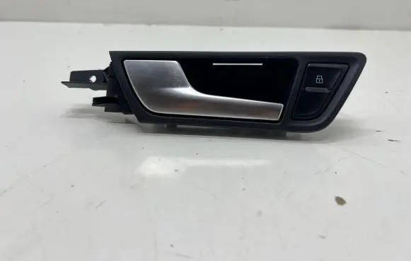 Audi Q5 SQ5 Rear door interior handle 8R0839019