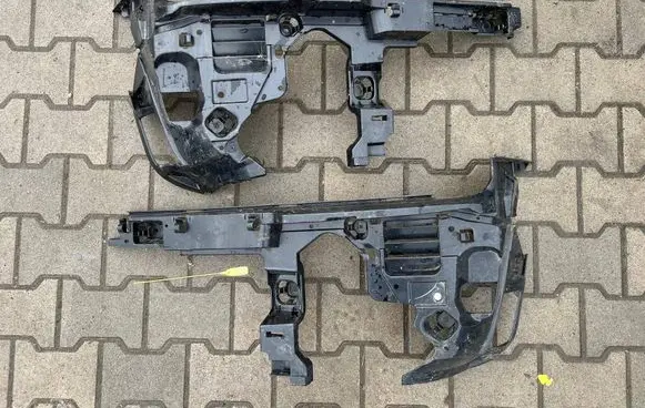 Mini Clubman F54 Rear bumper mounting bracket 7348901 7348902