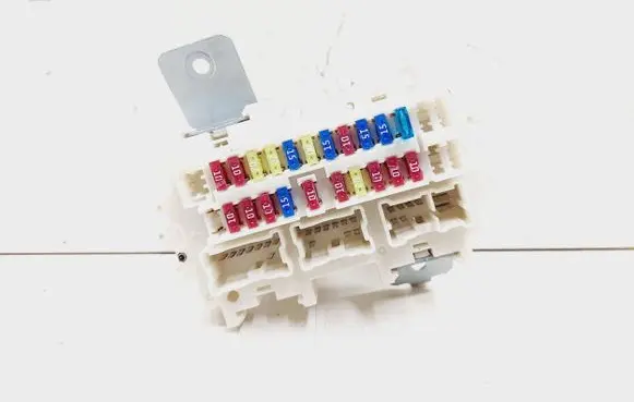 Renault Koleos I Fuse module C1609JY00A