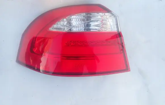 KIA Rio Tailgate rear/tail lights