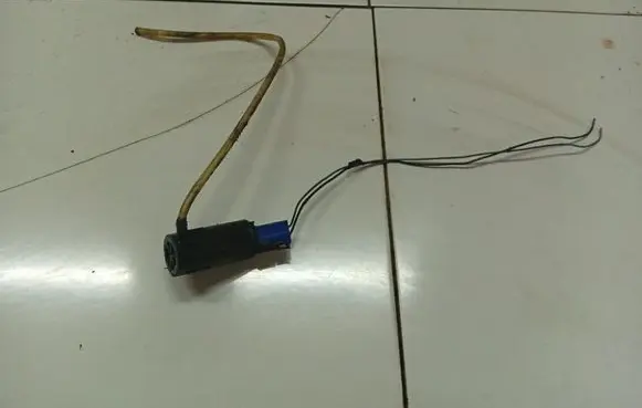 Suzuki Ignis Windscreen/windshield washer pump