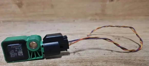 Volvo XC60 Airbag deployment crash/impact sensor 31264409