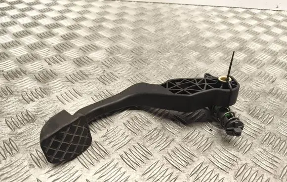 Volkswagen Caddy Clutch pedal 1T1721321A