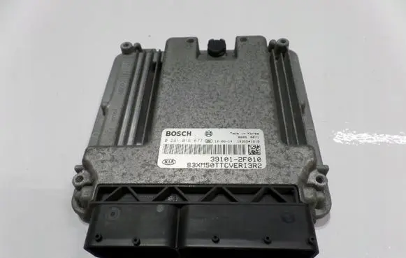KIA Sorento Engine control unit/module 2F010