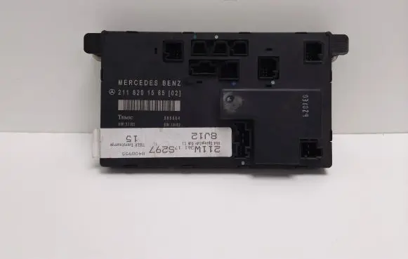 Mercedes-Benz E W211 Door control unit/module A2118201585