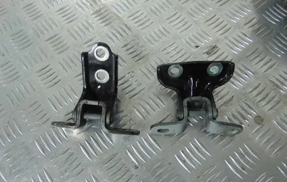 Hyundai i30 Rear door hinge set 