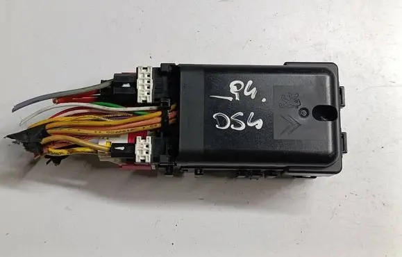 Citroen DS4 Fuse box set 9665492680 2011060507 018014781