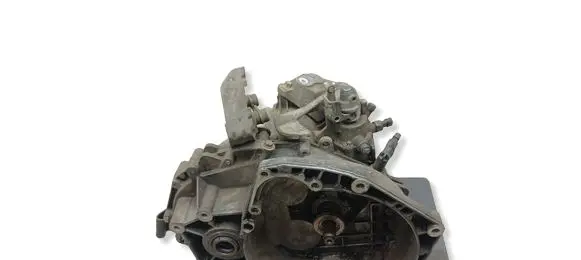 Opel Signum Manual 6 speed gearbox 55350375