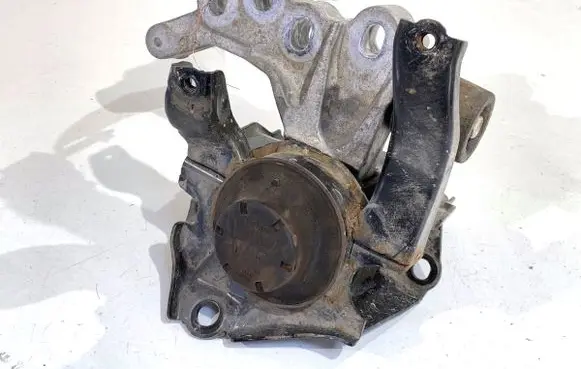 Toyota Yaris Gearbox mount 