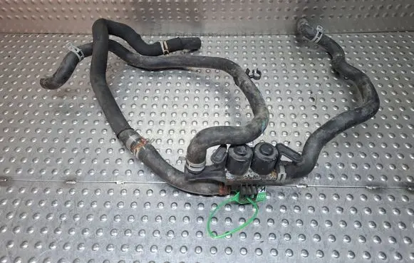 BMW 7 F01 F02 F03 F04 Engine coolant pipe/hose S26371731 9247858 9119164