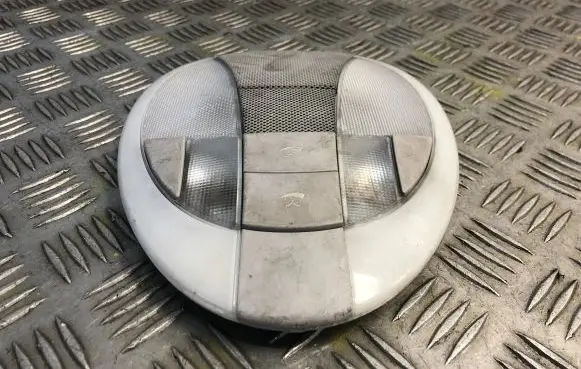 Mercedes-Benz E W211 Front seat light 2118207401