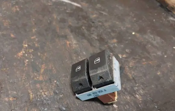 Seat Ibiza III (6L) Electric window control switch 6Q0959858A
