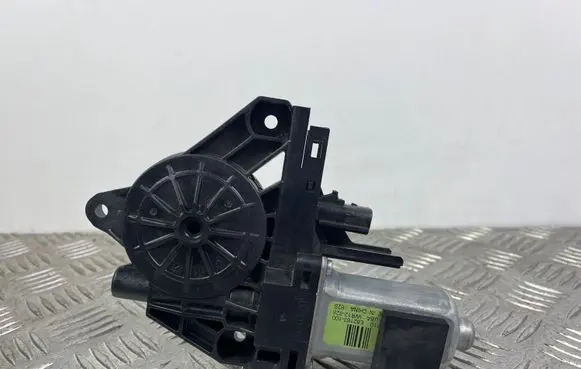 Jeep Compass Rear door window regulator motor E82163100