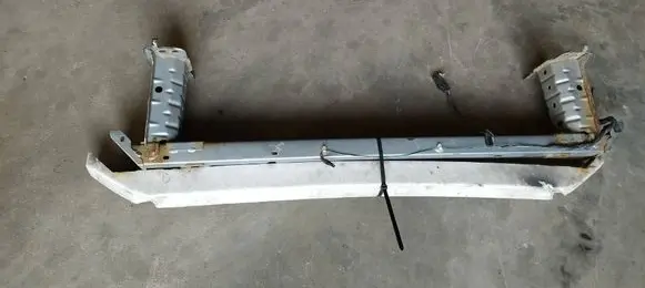 Toyota Avensis T270 Front bumper cross member