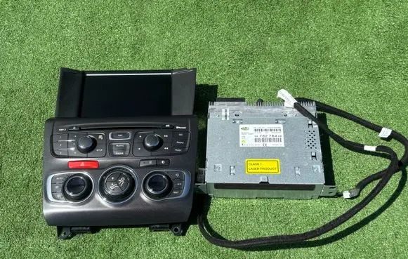 Citroen DS4 Screen/display/small screen 9666303080 A2C53333327 9678276480