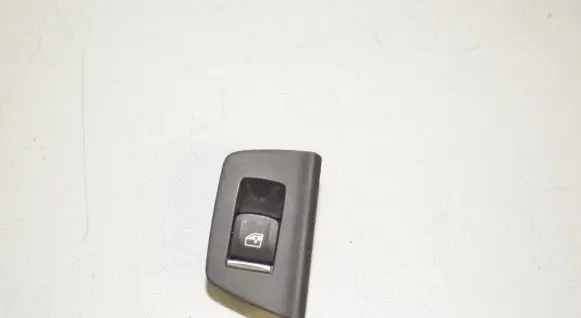 BMW 5 G30 G31 Electric window control switch 9327031 61319327031