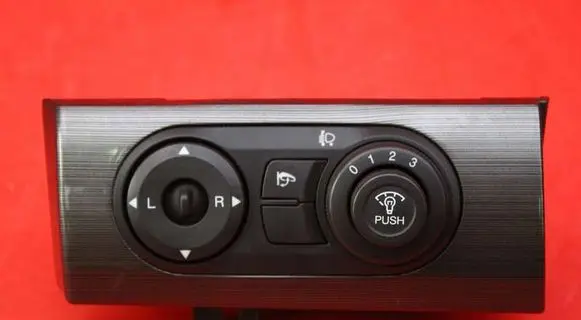Chevrolet Captiva Mirror heating switch 