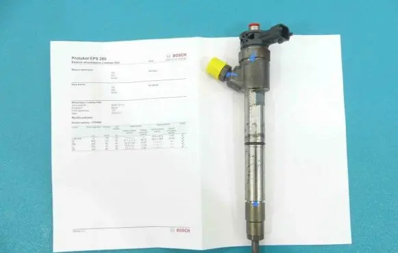 Opel Zafira C Fuel injector 0445110713 IMPRK1270069