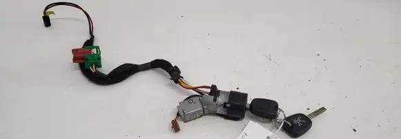 Peugeot 307 Ignition lock 36353100