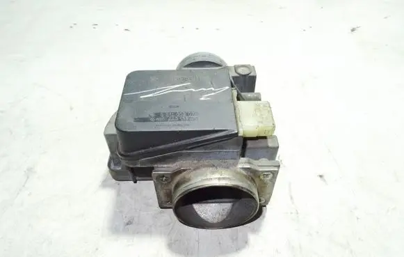 Audi A6 S6 C4 4A Throttle valve 4A0133471