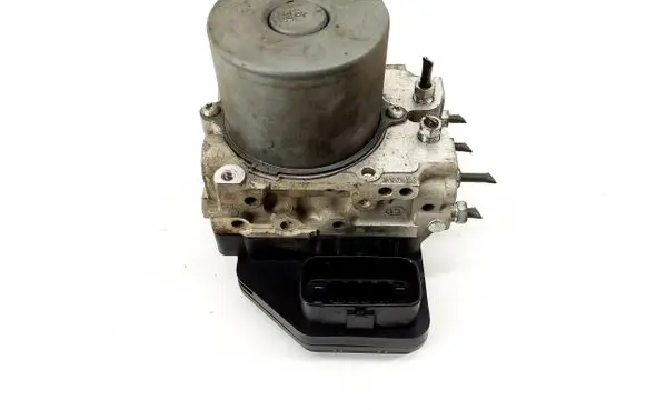 Toyota RAV 4 (XA40) ABS Pump 4454042310 8954142580