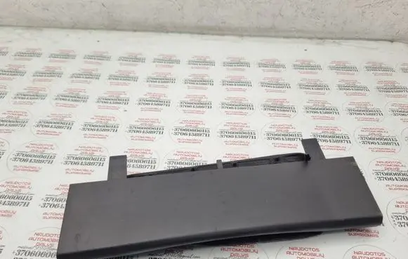 Steering wheel column trim