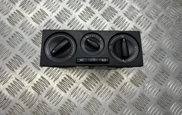 Ford Galaxy Climate control unit 7M5907049E NVA02256