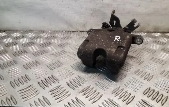 Opel Insignia A Rear brake caliper