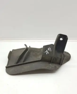 Volkswagen Jetta VI Rear mudguard 5C6854855