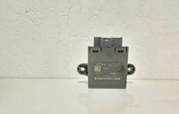 Ford S-MAX Door control unit/module DG9T14C112CE 10138283 DG9T14B534