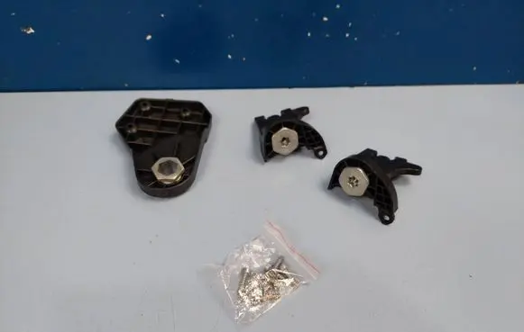 Mercedes-Benz E W213 Headlight/headlamp mounting bracket A2138203904