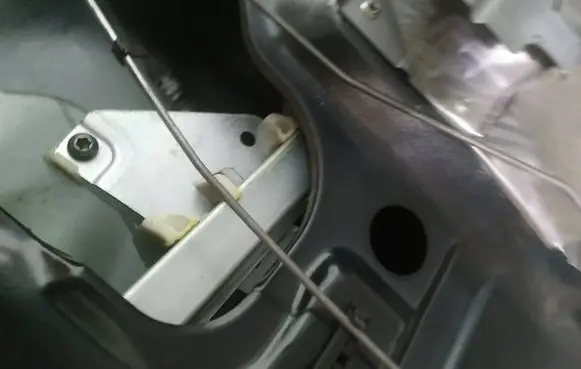 Mitsubishi Space Star Sliding door window regulator with motor