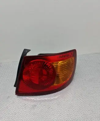 Hyundai Elantra Rear/tail lights 924022D2