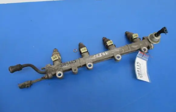 Hyundai Accent Fuel main line pipe