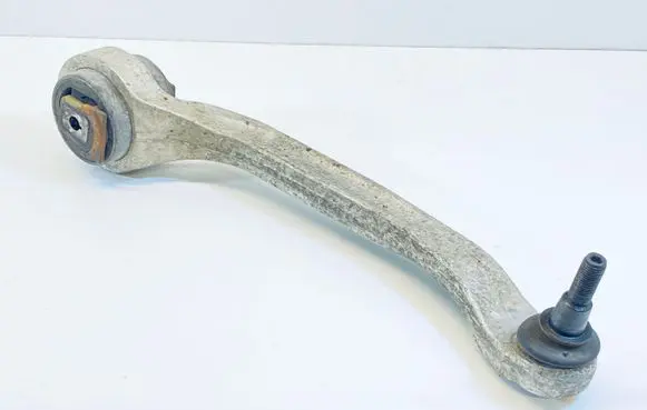 Volkswagen Phaeton Front lower control arm/wishbone 4E0407696C