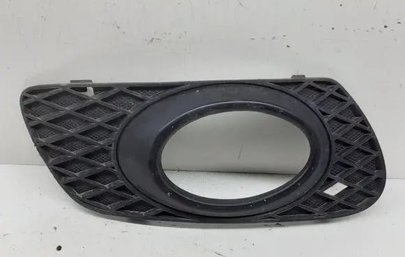 Mercedes-Benz ML W164 Front fog light trim/grill A1648260224