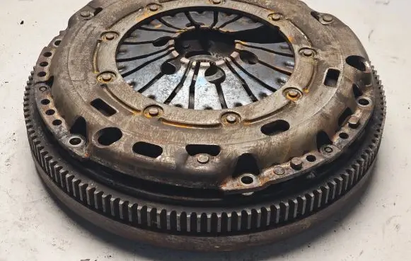 Volkswagen Golf V Clutch set kit 03G141025G