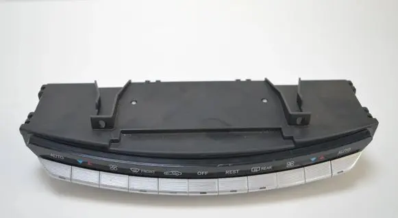 Mercedes-Benz S W221 Interior fan control switch A2218702958 A2218702658