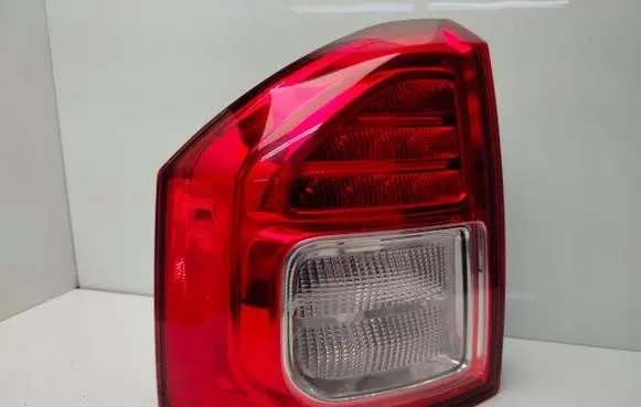 Jeep Compass Rear/tail lights 05182543