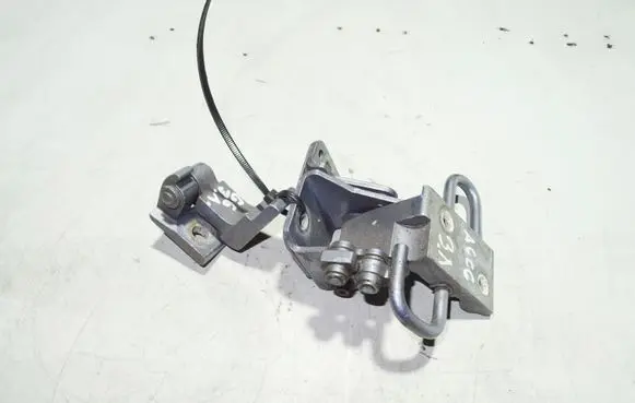 Audi A6 S6 C6 4F Rear door lower hinge 8E0833411E