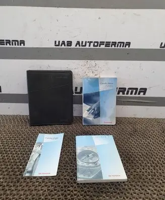 Toyota Corolla Verso AR10 Owners service history hand book 