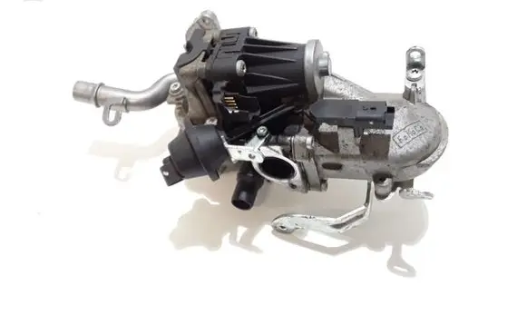 Ford C-MAX II EGR valve cooler 9671187780