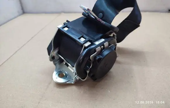 Jaguar XE Rear seatbelt 629858800D