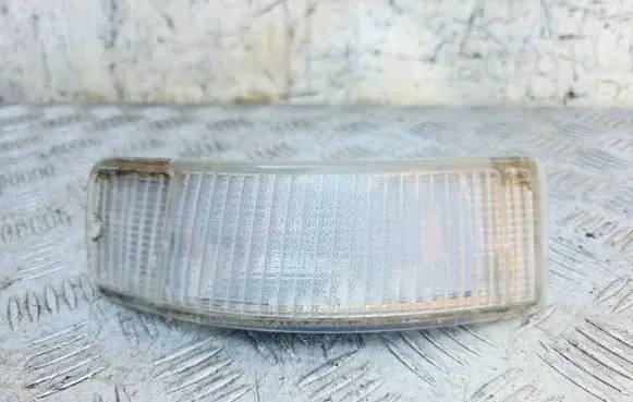 Audi Cabriolet B3 8G Front bumper turn signal 8A0953049C
