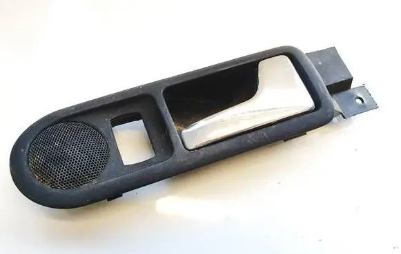 Volkswagen PASSAT B5 Rear door interior handle 3B0839114