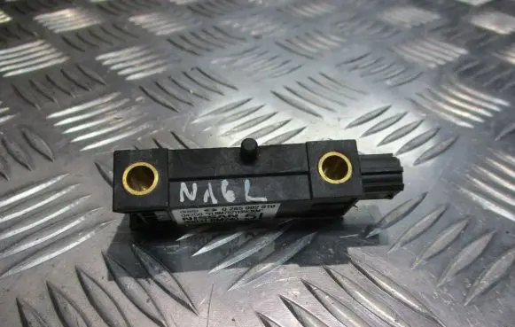 Nissan Almera N16 Airbag deployment crash/impact sensor 98831BM740