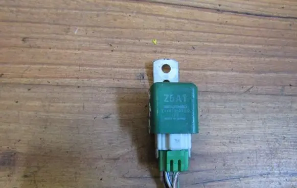 Mazda 323 Other relay 0568002120 z5a1