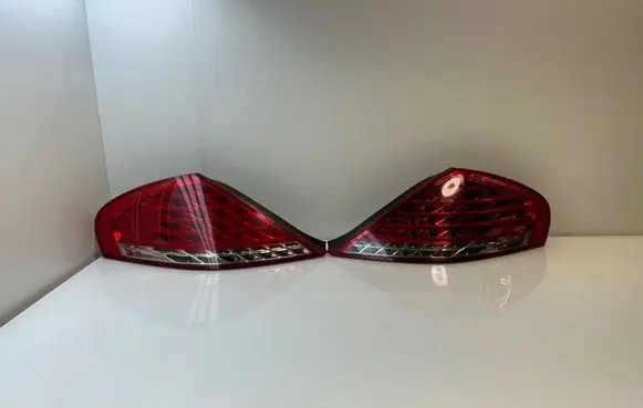 BMW 6 E63 E64 Rear/tail lights set 7177070 7177069