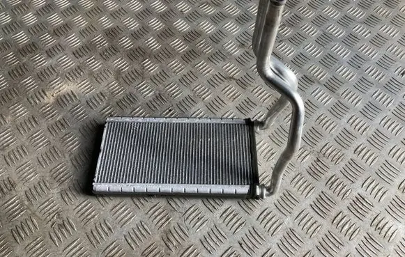 Subaru Outback Heater blower radiator